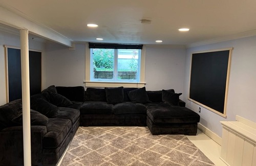 Highland House | Picturesque 3BR Home 5 miles from St Paul Airport!