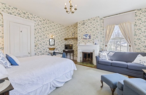 Limerick Bed & Breakfast | Picturesque bed and breakfast, nestled in the foothills of the white mountains.