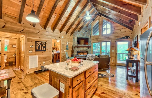 East Ellijay Cabin | Picturesque Cabin - Hot Tub, Fire Pit, Dog Friendly, Near Ellijay & Blue Ridge!