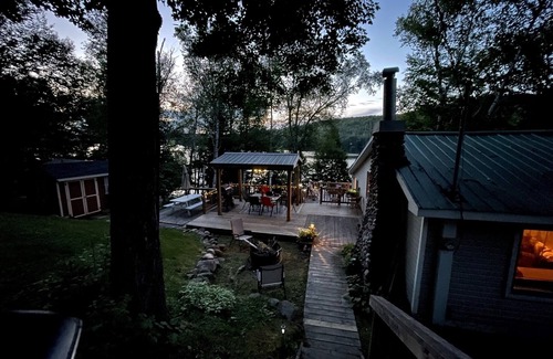 Feronia Cottage | Picturesque Cottage w/hot tub on Trout Lake