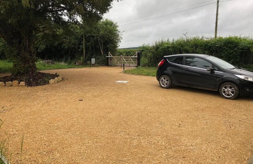 Nunney House | Picturesque cottage with hot tub, near Frome