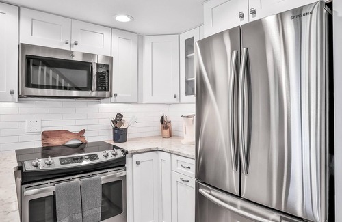 Crescent Beach Condo | Picturesque, High End Vaca Condo, Atlantic Views from all corners. Sunset Deck