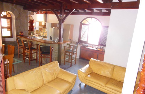 Le Carbet House | Picturesque Holiday at sea in a small fishing village