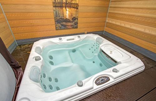 Oldenzaal House | Picturesque Holiday Home in Oldenzaal with Jacuzzi