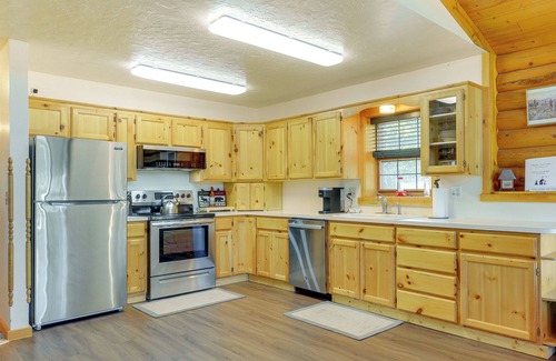 Island Park Cabin | Picturesque Island Park Escape w/Fire Pit!