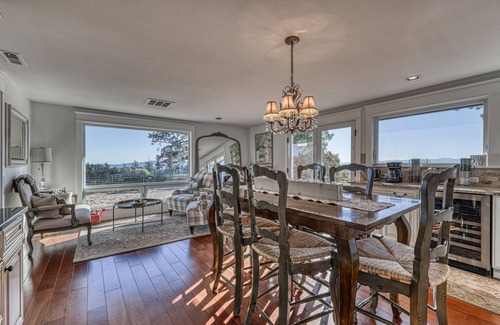 Newberg House | Picturesque Panoramic Vineyard Views From Home and Hot Tub, Pet Friendly, Private, Fire-Pit, BBQ