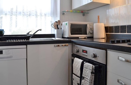Downham Market Cottage | Picturesque Riverside Cottage - 2 bedroom