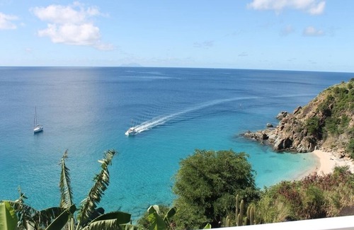 Lurin Villa | Picturesque Villa W/Beautiful Sunset Views Directly Over Shell Beach & Gustavia