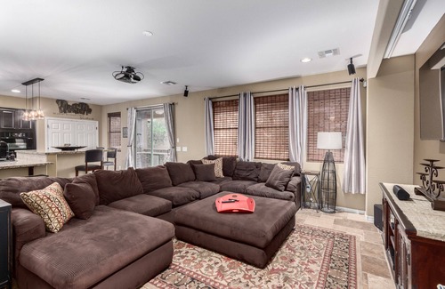 San Tan Valley House | Piece of Paradise brings peace home.