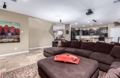 San Tan Valley House | Piece of Paradise brings peace home.
