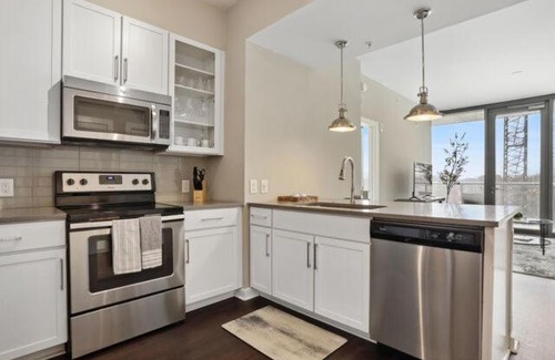 Midtown Apartment | Piedmont Park 2 bdrm