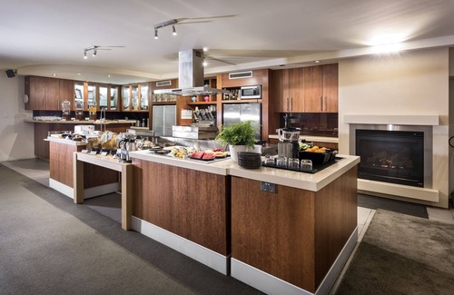 North Fremantle Apartment | Pier 21 Riverside Apartment Hotel