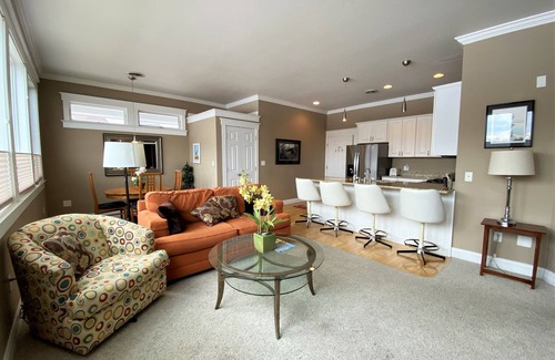 St Ignace Condo | Pier Harbor Condo #1-Downtown St.Ignace