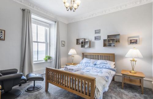 Kilmun House | Pier Haven - Cottage
