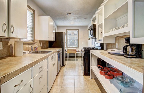 Rockport House | Pier Heaven 6031abc 9 Bedroom Home by RedAwning