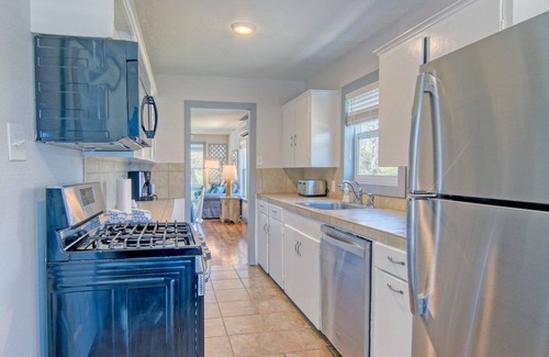Rockport House | Pier Heaven 6031abc 9 Bedroom Home by RedAwning