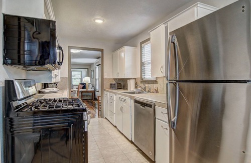 Rockport House | Pier Heaven 6031abc 9 Bedroom Home by RedAwning