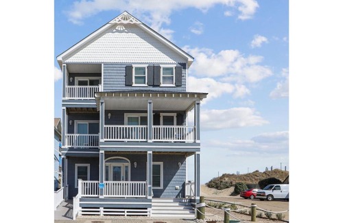 Nags Head House | Pier View Oasis