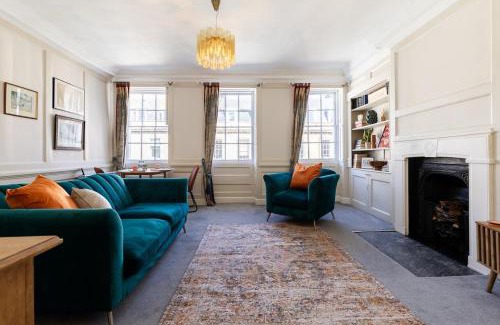 Bath City Centre Apartment | Pierrepont Street - Most Central Location - Charming 1-Bed Apartment