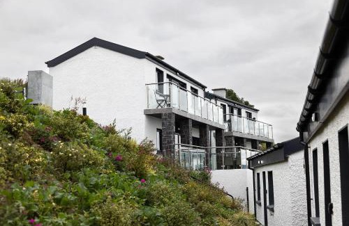 Portsalon Apartment | Pierside Apartments Deluxe Accommodation