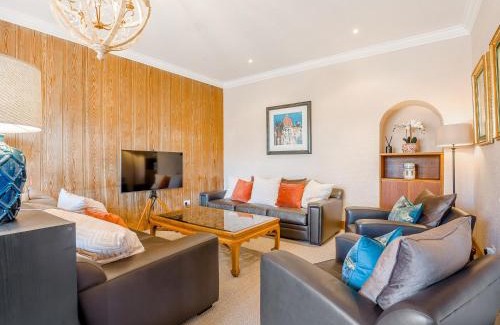 Troon House | Piersland Mews