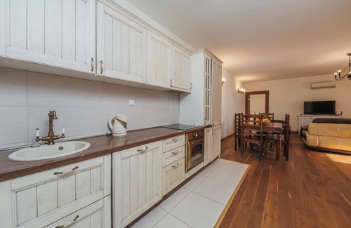 Rezevici Apartment | Pietra Mare Apartments
