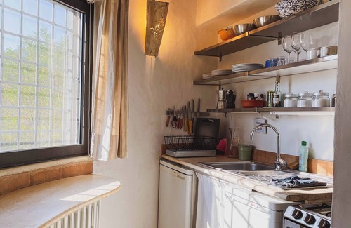 Castiglione a Casauria Apartment | Pietra Pizzuta Country House "Morrone" in the heart of Abruzzo. 1 pool