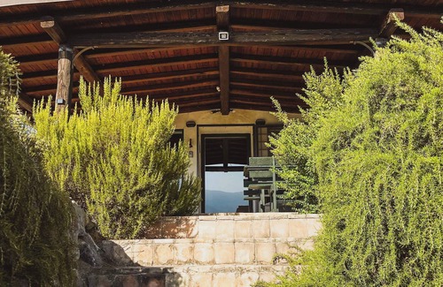 Castiglione a Casauria Apartment | Pietra Pizzuta Country House "Morrone" in the heart of Abruzzo. 1 pool