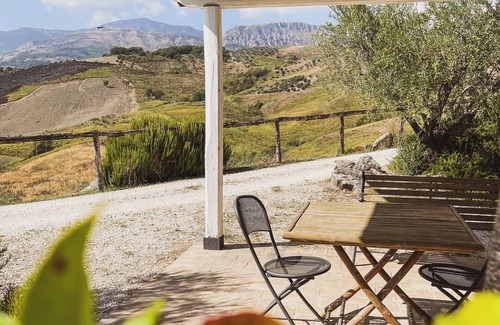 Castiglione a Casauria Apartment | Pietra Pizzuta Country House "Rocca" in the heart of Abruzzo 1 pool