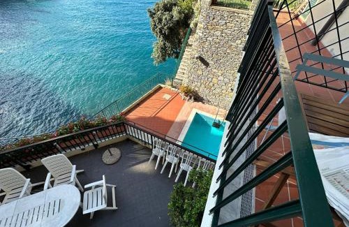 Pieve Ligure Apartment | Pieve Ligure a picco sul mare con piscina Villa Regina