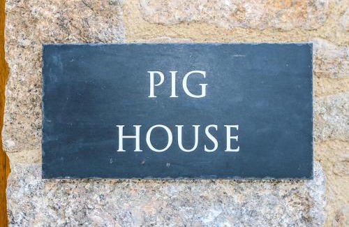 Falmouth House | Pig House, Boskensoe Barns