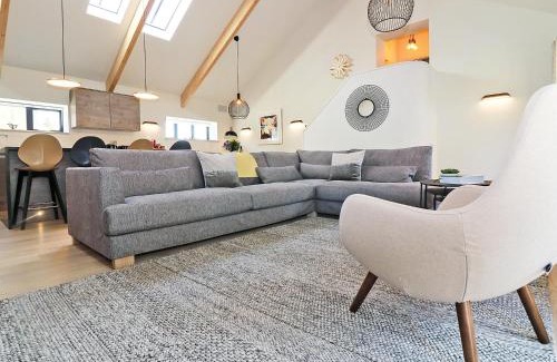 Falmouth House | Pig House, Boskensoe Barns