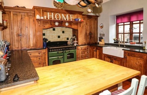 Bonsall Cottage | PIG-OF-LEAD, family friendly, character holiday cottage in Bonsall