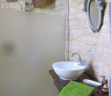 Lavaurette Villa | Pigeonnier Secret Piscine, Spa et Hammam proche des Gorges de l'Aveyron