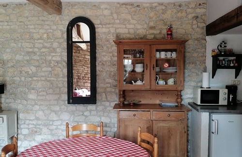 Landrais House | Pigeonnier - Traditional Farmhouse near La Rochelle. beaches 20 mins and a pool.