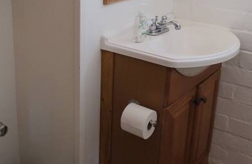 June Lake House | Pika One-Bedroom Suite (Unit 1)