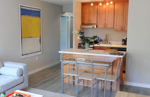 Downtown Seattle Condo | Pike Place , Convention Center, Cap Hill, Walk