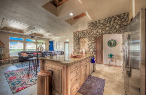 Colorado Springs House | Pike's Peak Villa~Steps to Downtown Shopping~Views~ Perfect Location