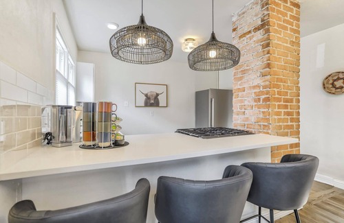 Central Colorado Springs Apartment | Pikes Breeze! Game Room! Fire Pit! Memorial Park!