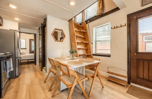 Woodland Park House | Pikes Peak Boutique Retreat!