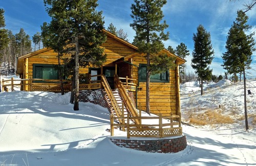 Woodland Park Cabin | Pikes Peak Ranch - Angler's Cove Cabin