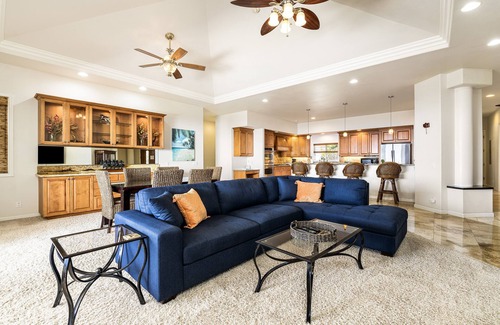 Kona Palisades House | Piko Nani: Luxurious Oceanview Getaway w/Private Pool & Spa and Serene Lanai