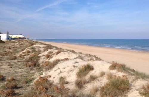 Platja de Piles Apartment | Piles - Apartment - Sleeps 7 - Parking - Seafront