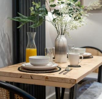 Tarvin House | Pilgrim Cottage