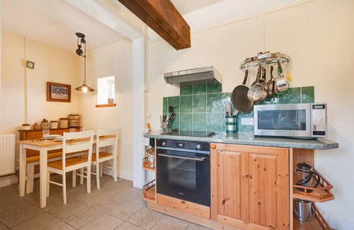 Bacton House | Pilgrims Cottage - Two Bedroom House, Sleeps 4