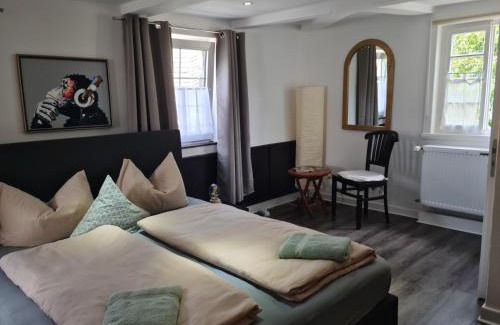 Meschede House | Pilgrims Gästeapartements