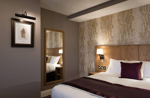 Bedford Hotel | Pilgrims Progress by Wetherspoon