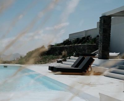Nea Cryssi Akti Villa | Pili Pala Suites
