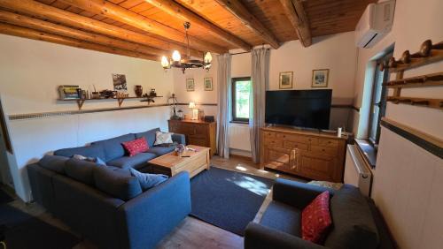 Dobarlau House | Pilisca Holiday Home