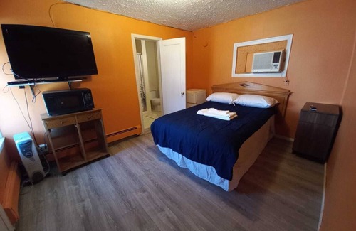 Wellington Hotel | Pillow Talk Motel